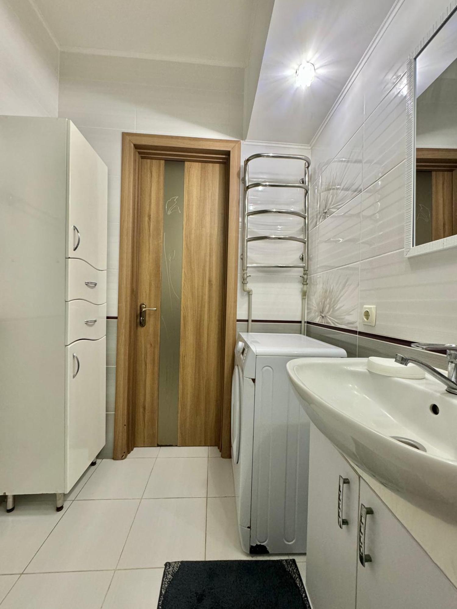 Apartpoltava 100 Квадратних Метрів Затишку В Серці Полтави, Корпусний Парк, Банківський Чек Exteriér fotografie