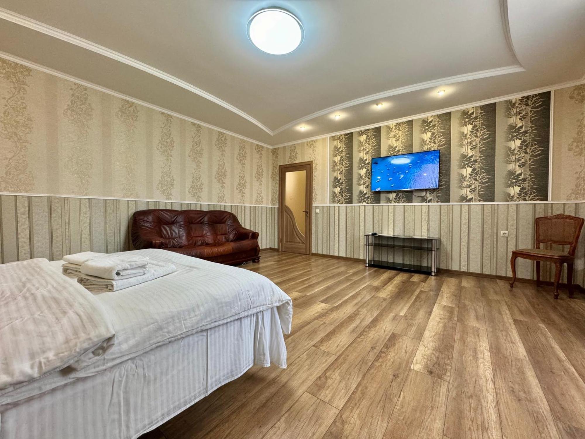 Apartpoltava 100 Квадратних Метрів Затишку В Серці Полтави, Корпусний Парк, Банківський Чек Exteriér fotografie